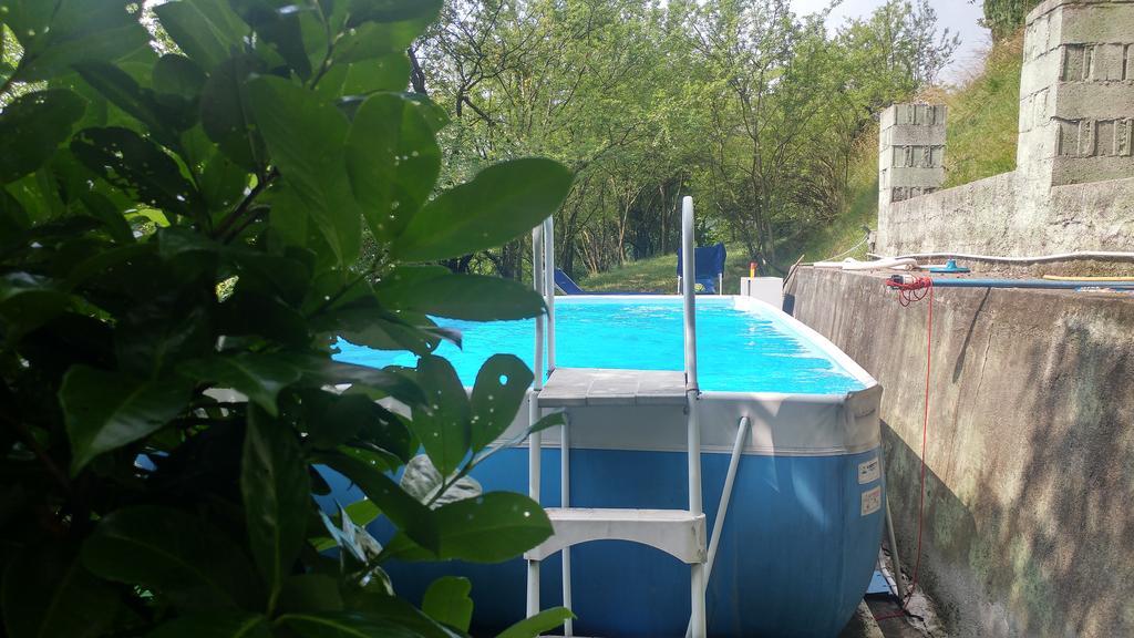 Agriturismo Il Mirabile Panzió Trescore Balneario Kültér fotó